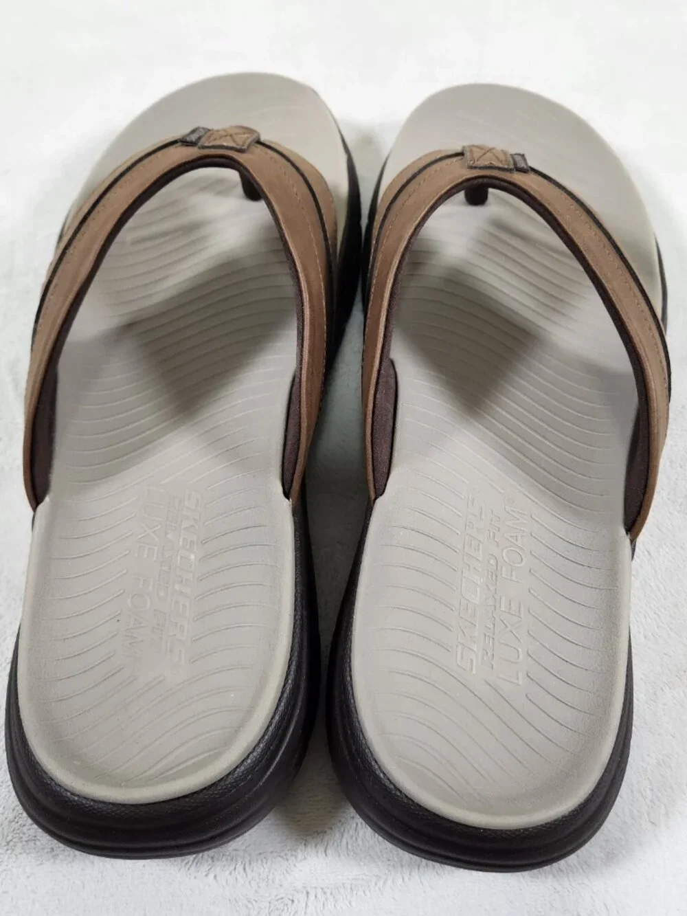 Skechers Mens Size 13 Flip Flop Sandals Shoes Relaxed Fit Luxe Foam Brown